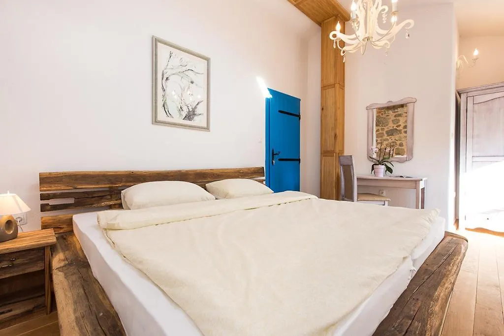 Villa Marevic Vrh  0*, Vrh (Krk)