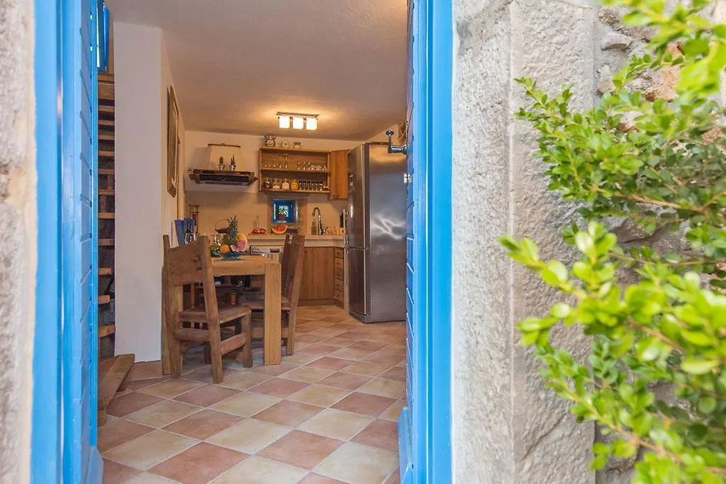 Villa Marevic Vrh  0*, Vrh (Krk) Croatia